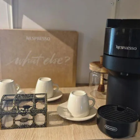 La Caverna - Vecchia, Fronte Mare * باري