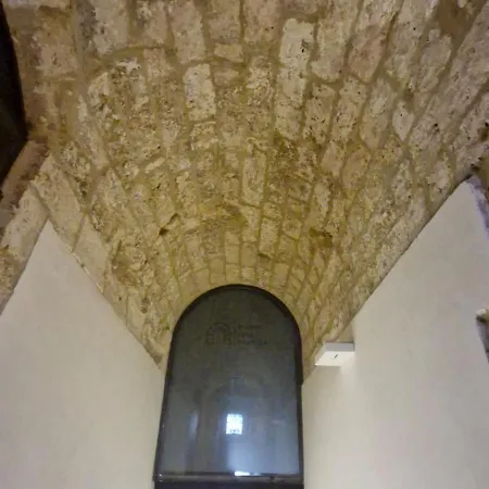 La Caverna - Vecchia, Fronte Mare Διαμέρισμα