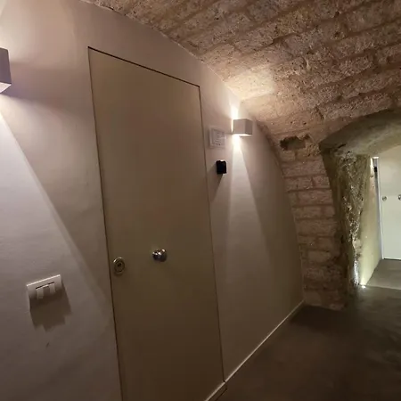 La Caverna - Vecchia, Fronte Mare شقة *