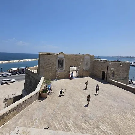 La Caverna - Vecchia, Fronte Mare Μπάρι