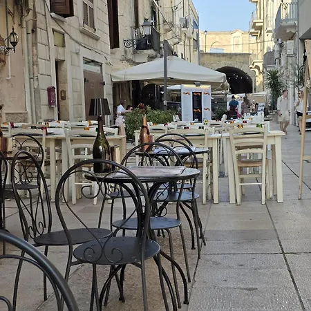La Caverna - Vecchia, Fronte Mare Διαμέρισμα Μπάρι