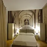 La Caverna - Vecchia, Fronte Mare 아파트