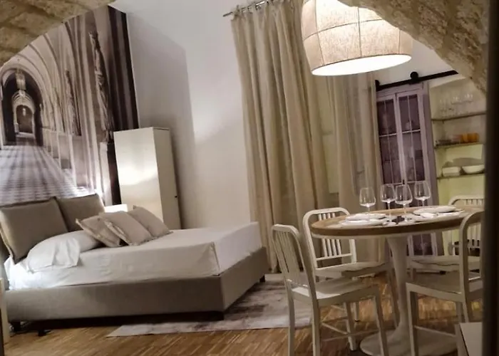 La Caverna - Vecchia, Fronte Mare アパート バーリ