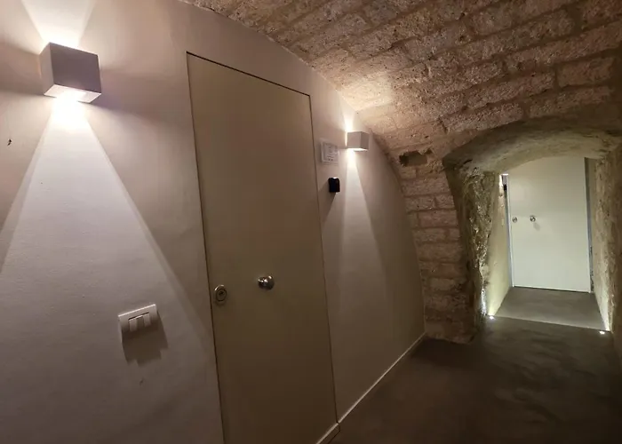 La Caverna - Vecchia, Fronte Mare דירה *