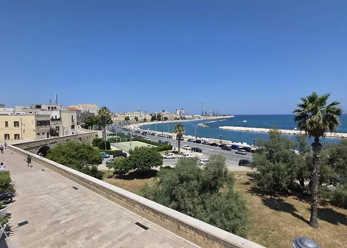 La Caverna - Vecchia, Fronte Mare דירה